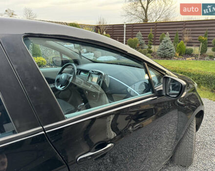 Чорний Рено Зое, об'ємом двигуна 0 л та пробігом 126 тис. км за 6999 $, фото 11 на Automoto.ua