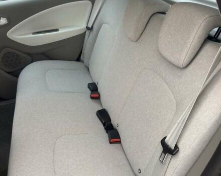 Черный Рено Зое, объемом двигателя 0 л и пробегом 147 тыс. км за 7777 $, фото 21 на Automoto.ua