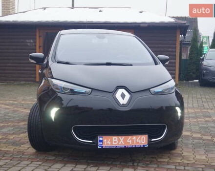 Черный Рено Зое, объемом двигателя 0 л и пробегом 156 тыс. км за 6555 $, фото 3 на Automoto.ua