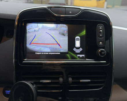 Черный Рено Зое, объемом двигателя 0 л и пробегом 105 тыс. км за 6750 $, фото 23 на Automoto.ua