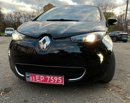 Черный Рено Зое, объемом двигателя 0 л и пробегом 153 тыс. км за 6800 $, фото 1 на Automoto.ua