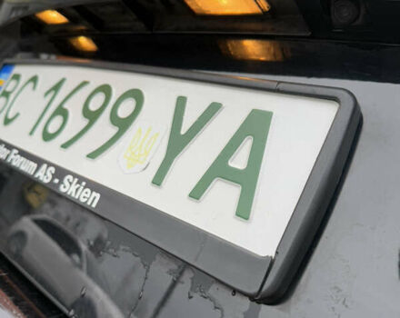 Черный Рено Зое, объемом двигателя 0 л и пробегом 105 тыс. км за 6750 $, фото 19 на Automoto.ua