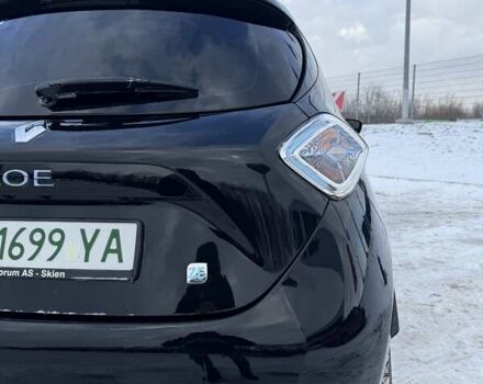 Чорний Рено Зое, об'ємом двигуна 0 л та пробігом 106 тис. км за 6750 $, фото 5 на Automoto.ua