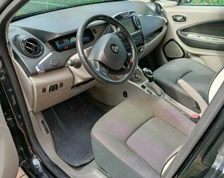 Чорний Рено Зое, об'ємом двигуна 0 л та пробігом 98 тис. км за 6800 $, фото 7 на Automoto.ua