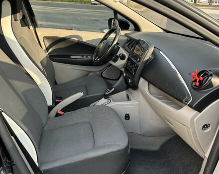 Чорний Рено Зое, об'ємом двигуна 0 л та пробігом 118 тис. км за 6499 $, фото 15 на Automoto.ua