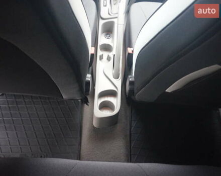 Черный Рено Зое, объемом двигателя 0 л и пробегом 178 тыс. км за 6444 $, фото 47 на Automoto.ua