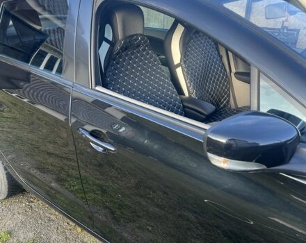 Черный Рено Зое, объемом двигателя 0 л и пробегом 88 тыс. км за 6900 $, фото 1 на Automoto.ua