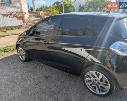 Черный Рено Зое, объемом двигателя 0 л и пробегом 135 тыс. км за 6900 $, фото 7 на Automoto.ua