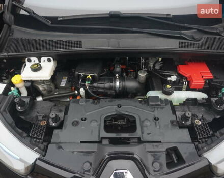 Черный Рено Зое, объемом двигателя 0 л и пробегом 156 тыс. км за 6555 $, фото 52 на Automoto.ua