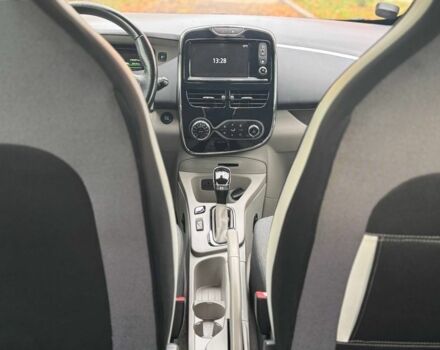 Рено Зое 2015 в Ровно на Automoto.ua Черный Рено Зое, объемом двигателя 0 л и пробегом 128 тыс. км за 6831 $, фото 9 на Automoto.ua