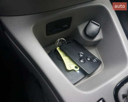 Черный Рено Зое, объемом двигателя 0 л и пробегом 178 тыс. км за 6444 $, фото 34 на Automoto.ua