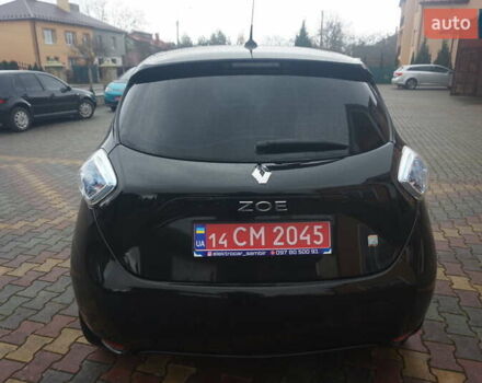 Черный Рено Зое, объемом двигателя 0 л и пробегом 101 тыс. км за 7222 $, фото 17 на Automoto.ua