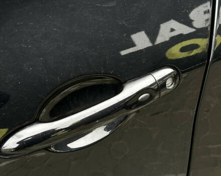 Черный Рено Зое, объемом двигателя 0 л и пробегом 74 тыс. км за 6900 $, фото 4 на Automoto.ua