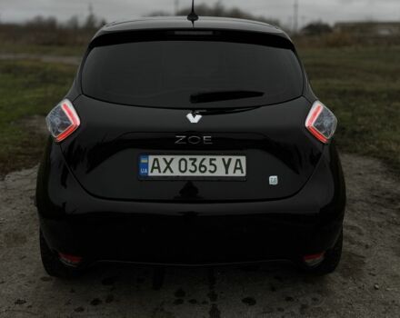 Черный Рено Зое, объемом двигателя 0 л и пробегом 140 тыс. км за 7700 $, фото 10 на Automoto.ua