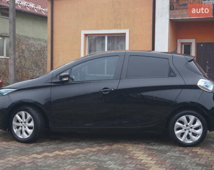 Черный Рено Зое, объемом двигателя 0 л и пробегом 156 тыс. км за 6555 $, фото 13 на Automoto.ua