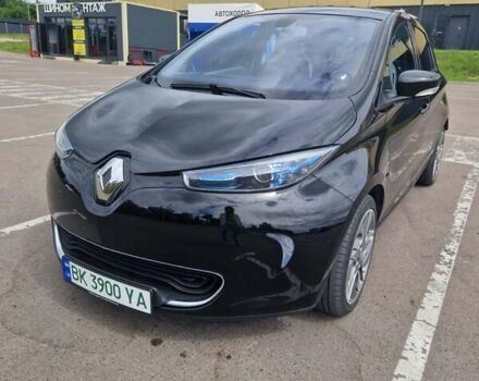Черный Рено Зое, объемом двигателя 0 л и пробегом 115 тыс. км за 6950 $, фото 8 на Automoto.ua