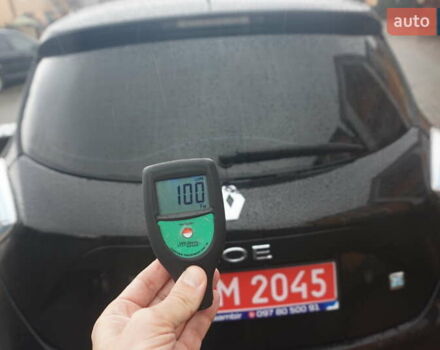Черный Рено Зое, объемом двигателя 0 л и пробегом 101 тыс. км за 7222 $, фото 65 на Automoto.ua