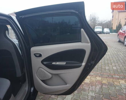 Черный Рено Зое, объемом двигателя 0 л и пробегом 156 тыс. км за 6555 $, фото 42 на Automoto.ua