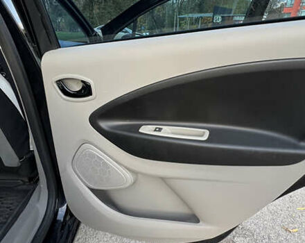 Рено Зое 2015 у Івано-Франківську на Automoto.ua Чорний Рено Зое, об'ємом двигуна 0 л та пробігом 153 тис. км за 6800 $, фото 29 на Automoto.ua