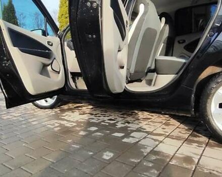 Черный Рено Зое, объемом двигателя 0 л и пробегом 76 тыс. км за 7650 $, фото 19 на Automoto.ua