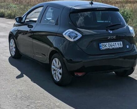 Черный Рено Зое, объемом двигателя 0 л и пробегом 138 тыс. км за 6600 $, фото 8 на Automoto.ua
