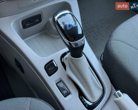 Чорний Рено Зое, об'ємом двигуна 0 л та пробігом 91 тис. км за 6950 $, фото 14 на Automoto.ua