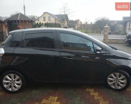 Черный Рено Зое, объемом двигателя 0 л и пробегом 101 тыс. км за 7222 $, фото 15 на Automoto.ua