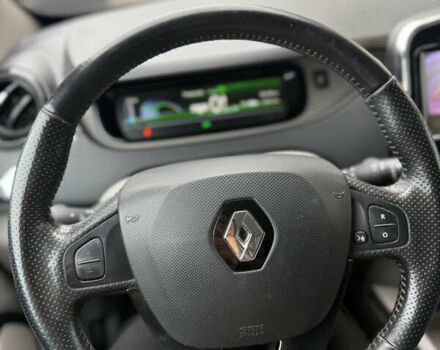 Черный Рено Зое, объемом двигателя 0 л и пробегом 89 тыс. км за 6500 $, фото 8 на Automoto.ua