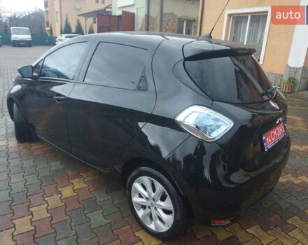 Черный Рено Зое, объемом двигателя 0 л и пробегом 101 тыс. км за 7222 $, фото 18 на Automoto.ua