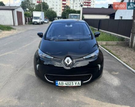 Черный Рено Зое, объемом двигателя 0 л и пробегом 89 тыс. км за 6800 $, фото 4 на Automoto.ua