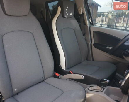 Чорний Рено Зое, об'ємом двигуна 0 л та пробігом 94 тис. км за 7200 $, фото 38 на Automoto.ua