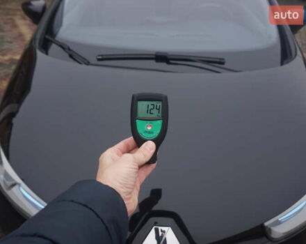 Черный Рено Зое, объемом двигателя 0 л и пробегом 156 тыс. км за 6555 $, фото 62 на Automoto.ua