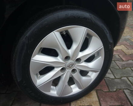 Черный Рено Зое, объемом двигателя 0 л и пробегом 156 тыс. км за 6555 $, фото 74 на Automoto.ua