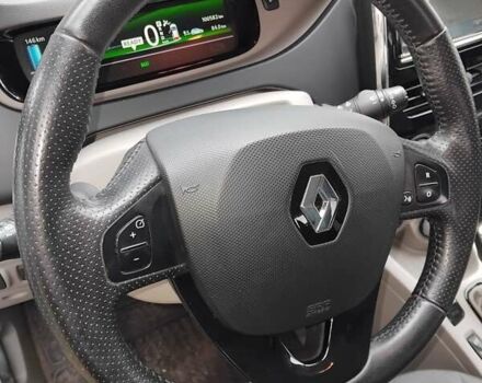 Чорний Рено Зое, об'ємом двигуна 0 л та пробігом 102 тис. км за 7900 $, фото 7 на Automoto.ua