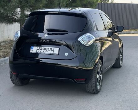 Черный Рено Зое, объемом двигателя 0 л и пробегом 120 тыс. км за 6100 $, фото 6 на Automoto.ua
