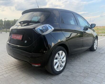 Черный Рено Зое, объемом двигателя 0 л и пробегом 121 тыс. км за 6800 $, фото 6 на Automoto.ua