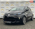 Черный Рено Зое, объемом двигателя 0 л и пробегом 128 тыс. км за 8900 $, фото 1 на Automoto.ua