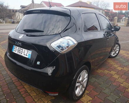 Черный Рено Зое, объемом двигателя 0 л и пробегом 45 тыс. км за 7555 $, фото 16 на Automoto.ua