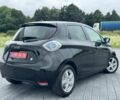 Черный Рено Зое, объемом двигателя 0 л и пробегом 122 тыс. км за 6400 $, фото 4 на Automoto.ua