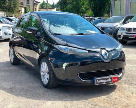 Черный Рено Зое, объемом двигателя 0 л и пробегом 125 тыс. км за 6540 $, фото 2 на Automoto.ua