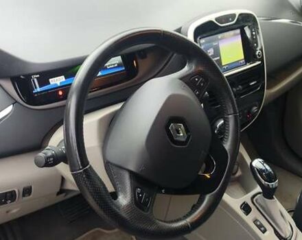 Черный Рено Зое, объемом двигателя 0 л и пробегом 97 тыс. км за 7650 $, фото 17 на Automoto.ua