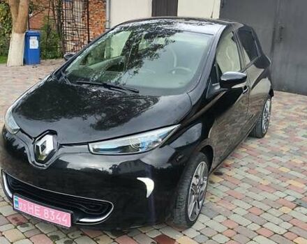 Черный Рено Зое, объемом двигателя 0 л и пробегом 97 тыс. км за 7650 $, фото 2 на Automoto.ua