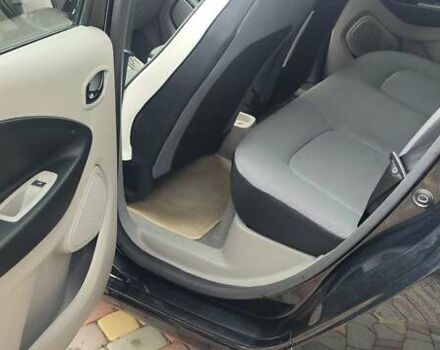 Черный Рено Зое, объемом двигателя 0 л и пробегом 97 тыс. км за 7650 $, фото 19 на Automoto.ua