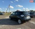 Черный Рено Зое, объемом двигателя 0 л и пробегом 107 тыс. км за 7000 $, фото 5 на Automoto.ua