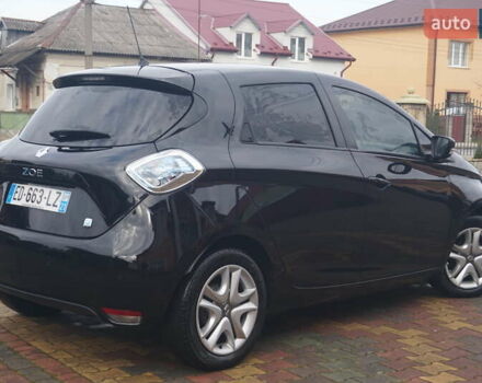 Черный Рено Зое, объемом двигателя 0 л и пробегом 45 тыс. км за 7555 $, фото 6 на Automoto.ua