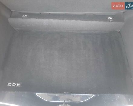 Чорний Рено Зое, об'ємом двигуна 0 л та пробігом 99 тис. км за 7350 $, фото 18 на Automoto.ua