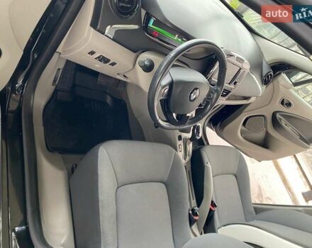Чорний Рено Зое, об'ємом двигуна 0 л та пробігом 76 тис. км за 7700 $, фото 8 на Automoto.ua