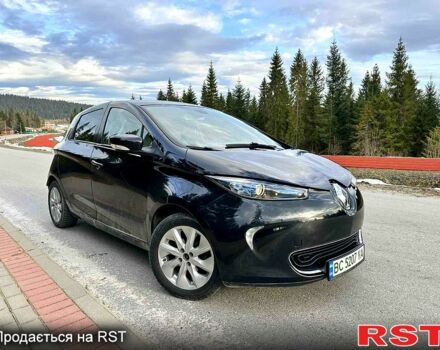 Черный Рено Зое, объемом двигателя 0 л и пробегом 111 тыс. км за 7500 $, фото 3 на Automoto.ua