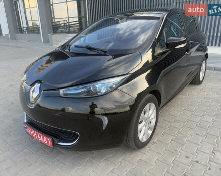 Черный Рено Зое, объемом двигателя 0 л и пробегом 121 тыс. км за 7000 $, фото 3 на Automoto.ua