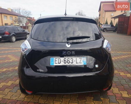 Черный Рено Зое, объемом двигателя 0 л и пробегом 45 тыс. км за 7555 $, фото 17 на Automoto.ua